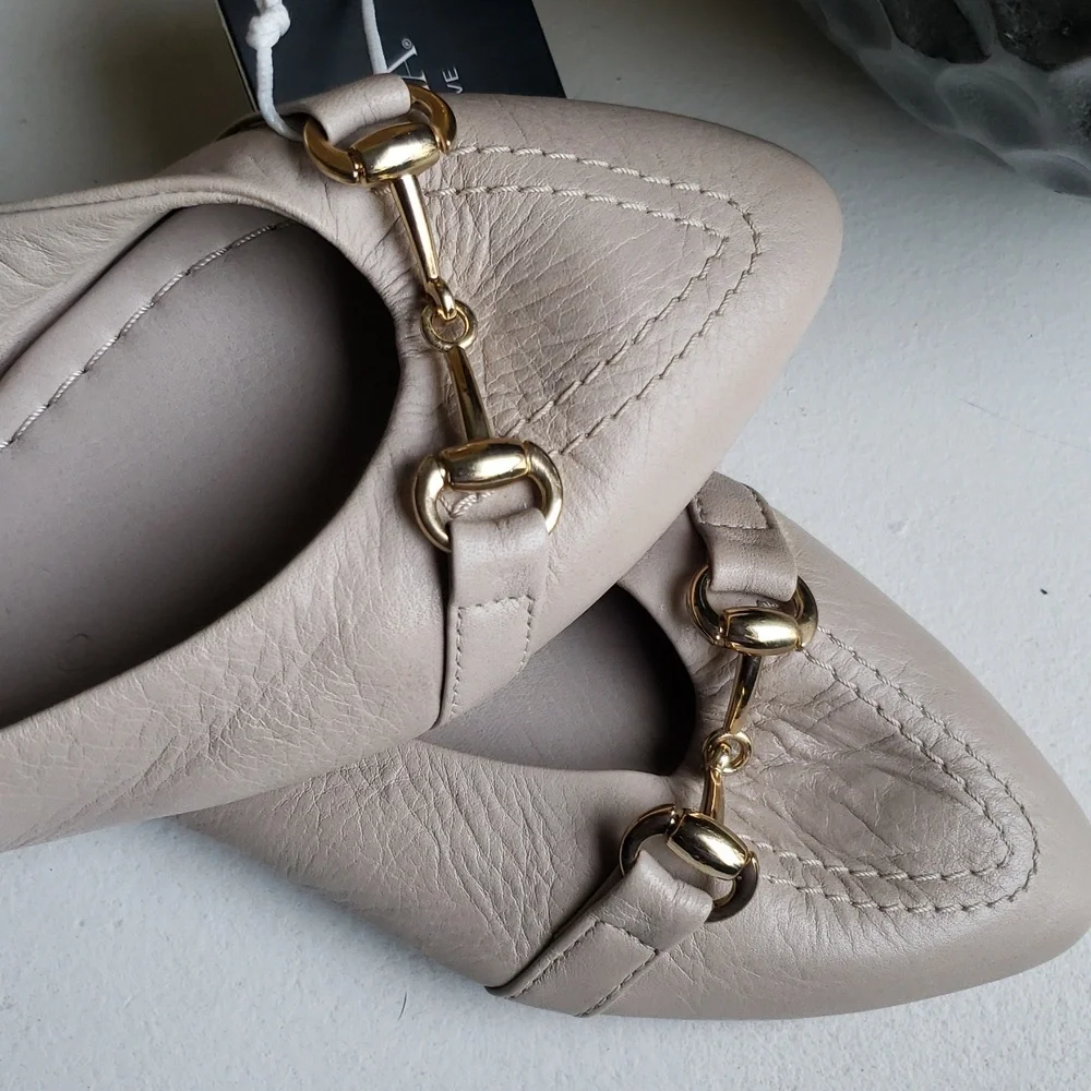 Carmela Women's Chic Beige Pointed Toe Slingback Flat Leather Loafers. NWT - Picture 11 of 14